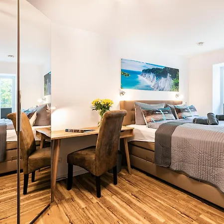 Prora - Familienfreundliches Strandapartment Mit Balkon, Fahrrad Zur Kostenlosen Nutzung, E-Ladestation Und Waschmaschine - Loft Sturmmoewe * Binz