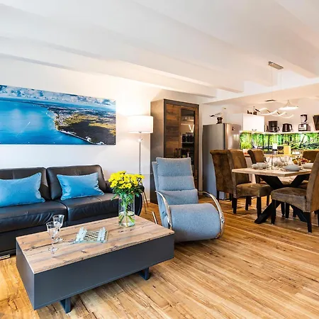 Appartement Prora - Familienfreundliches Strandapartment Mit Balkon, Fahrrad Zur Kostenlosen Nutzung, E-Ladestation Und Waschmaschine - Loft Sturmmoewe Binz