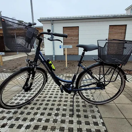 Prora - Familienfreundliches Strandapartment Mit Balkon, Fahrrad Zur Kostenlosen Nutzung, E-Ladestation Und Waschmaschine - Loft Sturmmoewe Binz